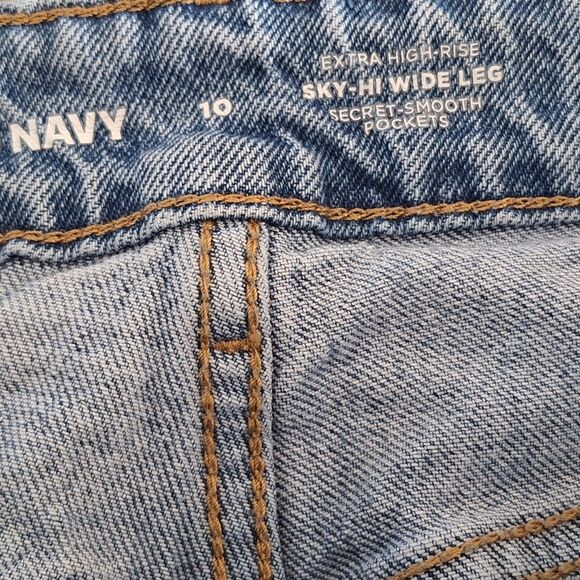 Old Navy Sky-Hi Wide Leg Jeans Lois Tummy Coverage Baggy size 10 Distressed 2022 - Picture 15 of 16